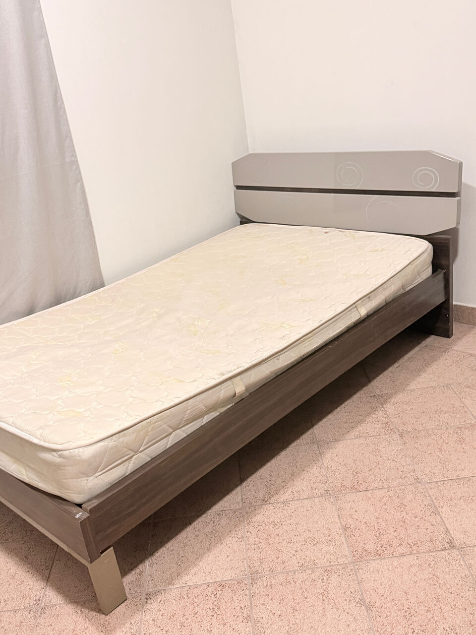 Al Sulaymaniyyah, Furniture, SAR 300,  Full Bed Set For Sale