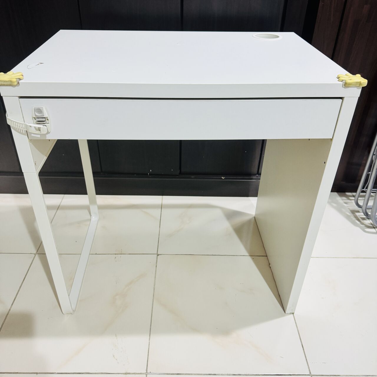 Jeddah, Household Items, SAR 100,  IKEA Computer Table