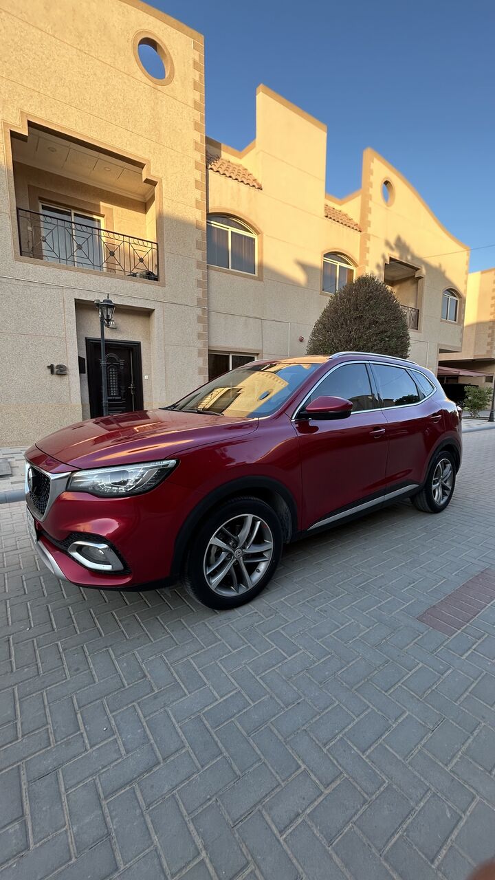 Al Qirawan, Vehicles, Cars & Trucks , SAR 35000,  MG HS 2.0T 4WD LUXURY,  2020,  Automatic,  72000 KM,   MG HS 2.0T Luxury 4WD (Red) &ndash; Free Service Up To 90k KMs