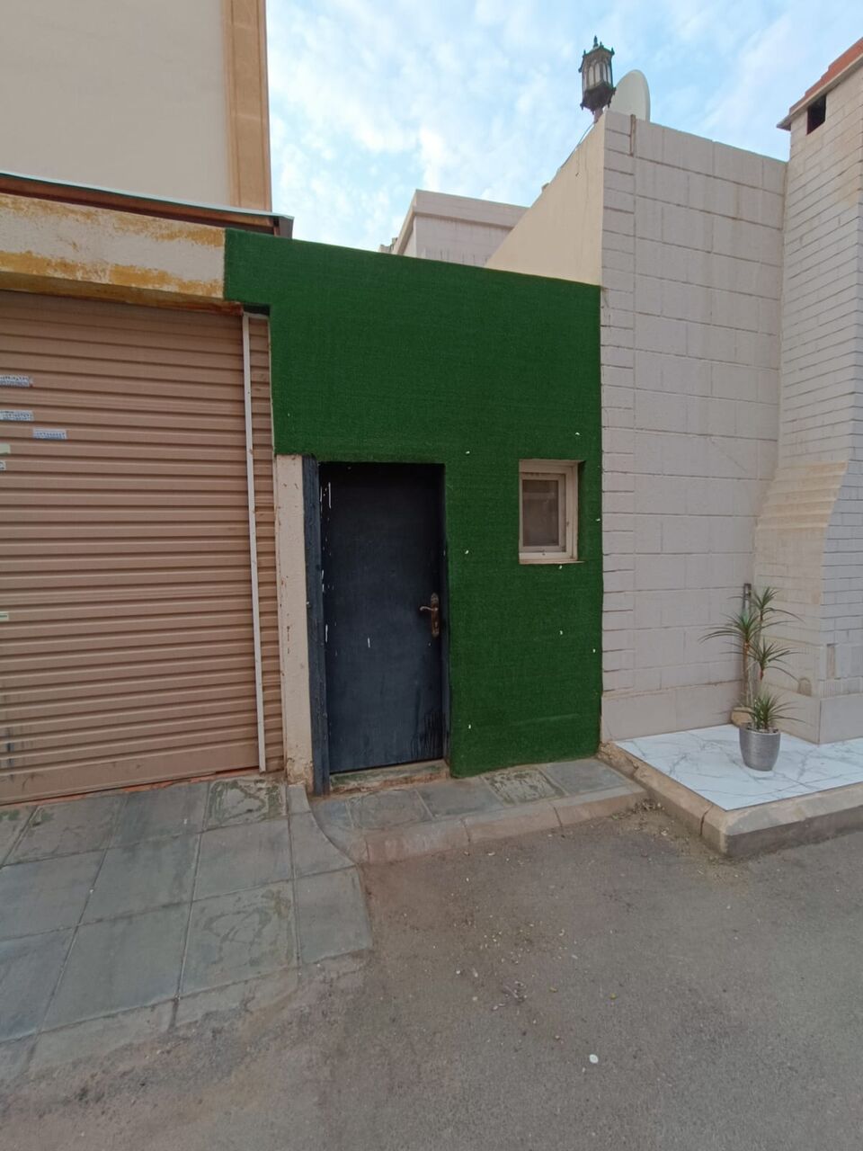 Olaya, Apartments, Flats, Houses & Villas, SAR 11000/year,  1 BR,  Villa Outside Driver Room With Attached Washroom And Small Kitchen