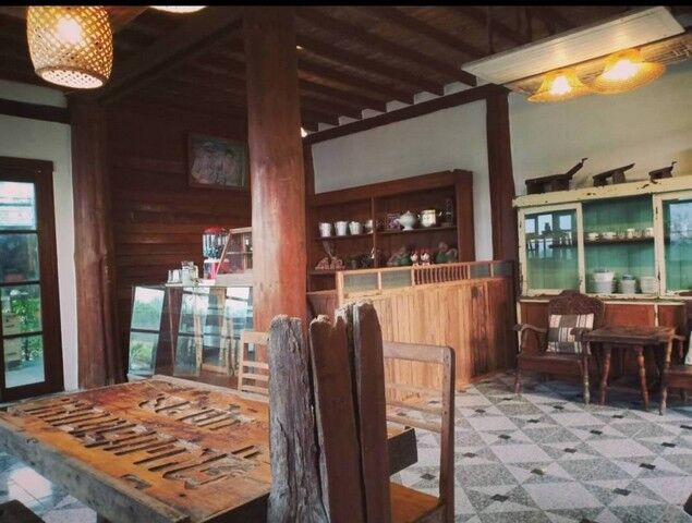 Bangkok, Villas, THB 5000,  200 Sq. Feet,  Long Movies, Dramas, MVs, Advertisements, Content, Teak Houses For Rent. For Filming