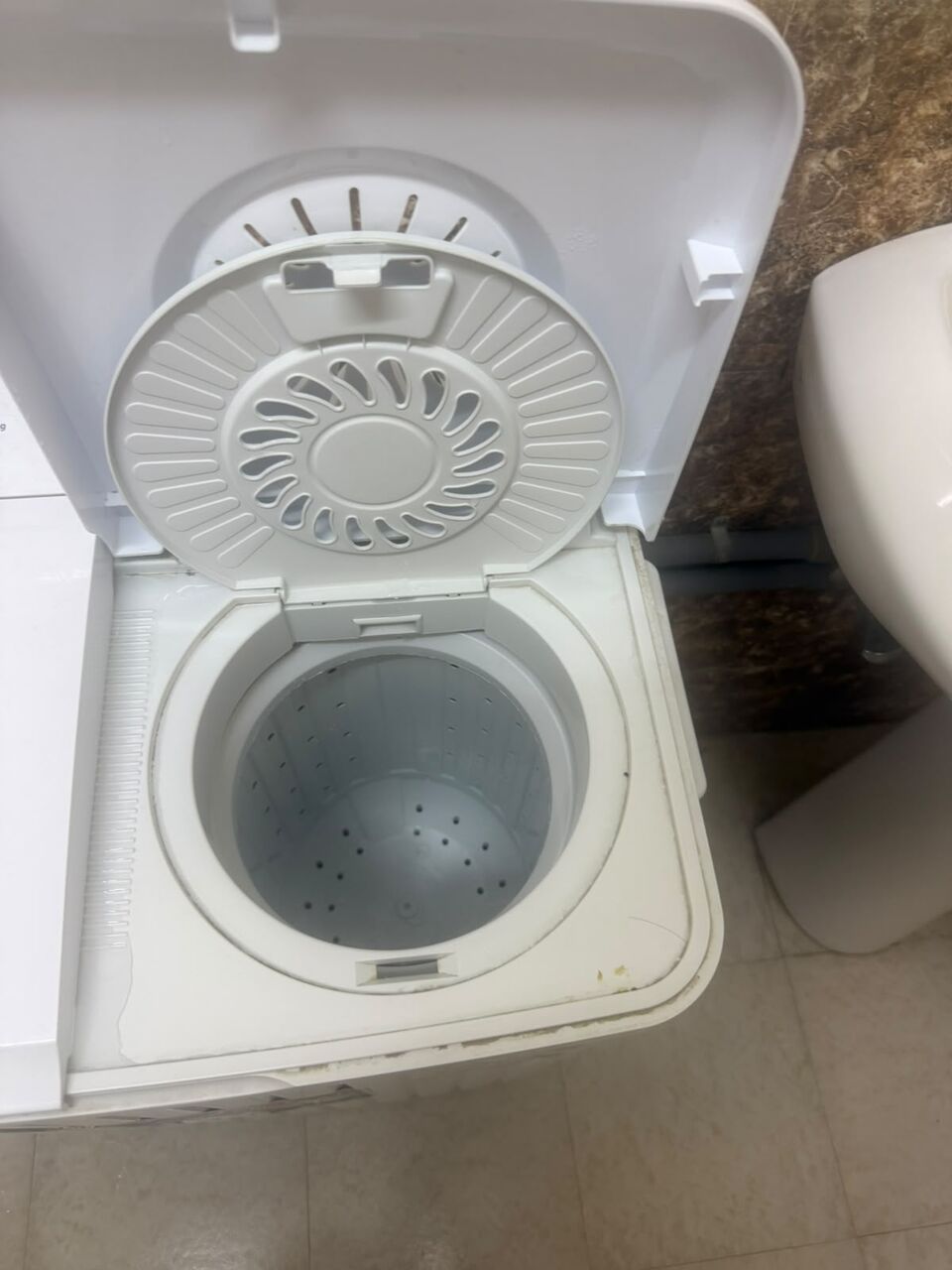 Abqaiq, Electronics, SAR 250,  Washing Machine For Sale