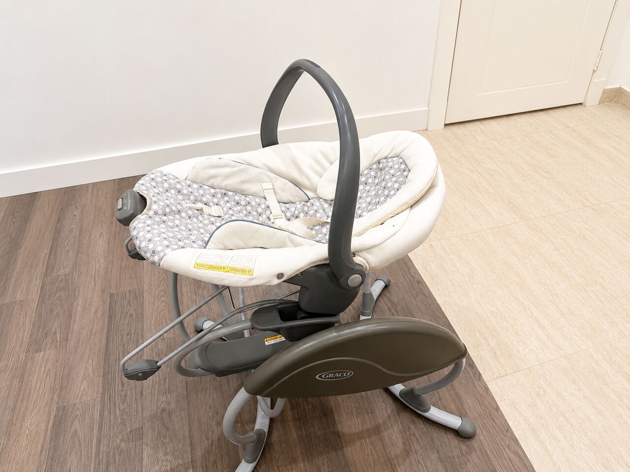 Irqah, Baby & Kid Stuff, SAR 120,  Electric Baby Swing Chair ⭐⭐⭐⭐⭐