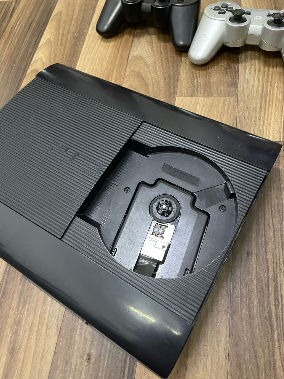Al Iskan, Electronics, SAR 300,  Playstation 3 Super Slim