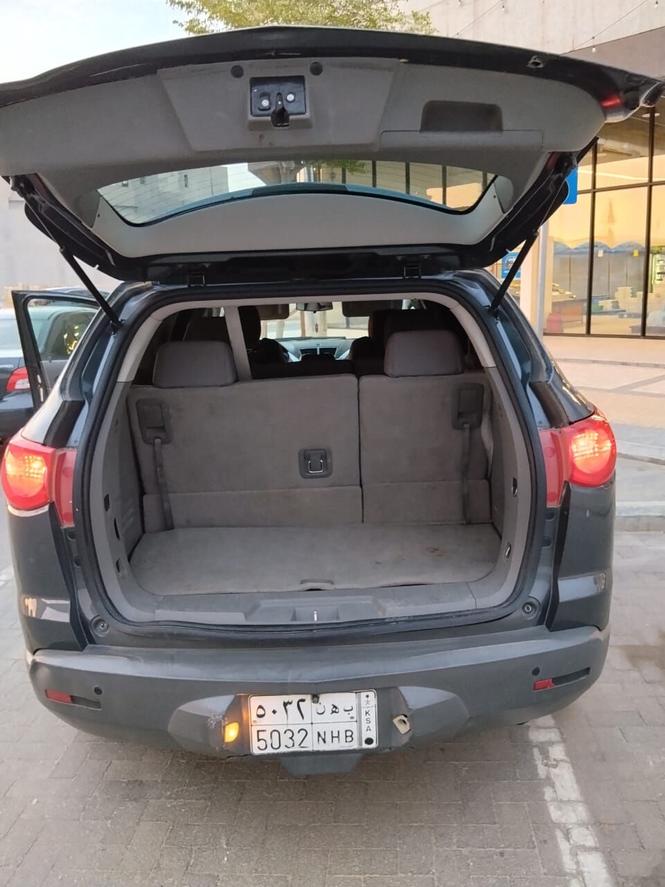 Riyadh, Vehicles, Cars & Trucks , SAR 11000,  Chevrolet Traverse,  2012,  Automatic,  250000 KM,