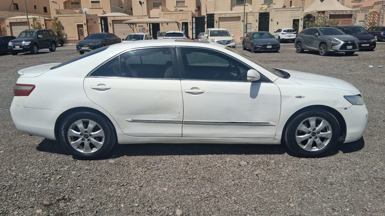 Riyadh, Vehicles, Cars & Trucks , SAR 18500,  Toyata Camry,  2009,  Automatic,  365000 KM,  GLX Full Option
