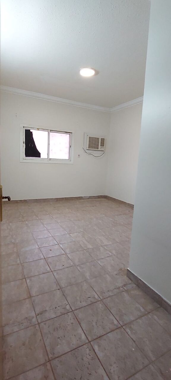 Al Rawdah, Apartments, Flats, Houses & Villas, SAR 33000/year,  3 BR,  Ground Floor Family Apartment With Large 3 Beadrooms 2bath AC Kitchen All Installed