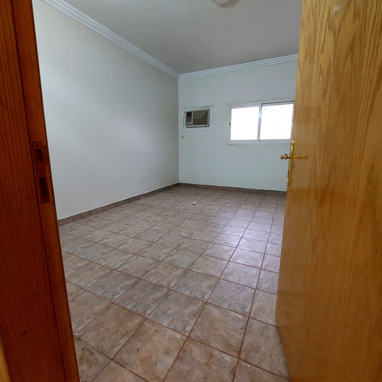 Al Rawdah, Apartments, Flats, Houses & Villas, SAR 33000/year,  3 BR,  Ground Floor Family Apartment With Large 3 Beadrooms 2bath AC Kitchen All Installed