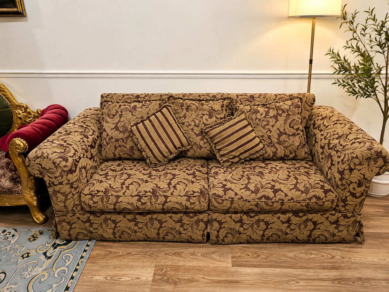 Al Khobar Al Shamalia, Furniture, SAR 350,  7 Seater American Sofa For Sale