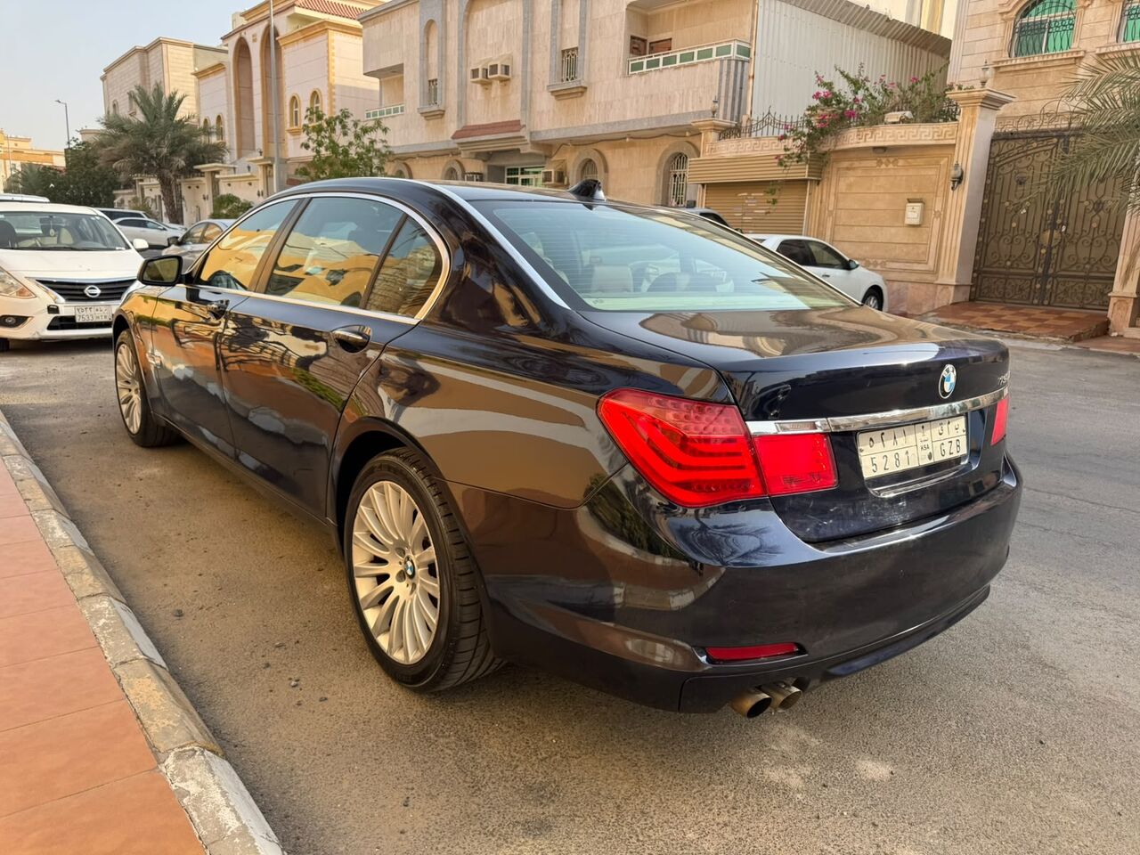 Jeddah, Vehicles, Cars & Trucks , SAR 30000,  Bmw 7 Series,  2012,  Automatic,  189000 KM,   Six Cylinders No Accidents