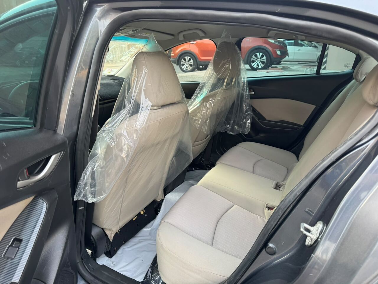 Jeddah, Vehicles, Cars & Trucks , SAR 23000,  Mazda 3,  2016,  Automatic,  385000 KM,  Mazda Zoom 4-Cylinder  Price Negotiable