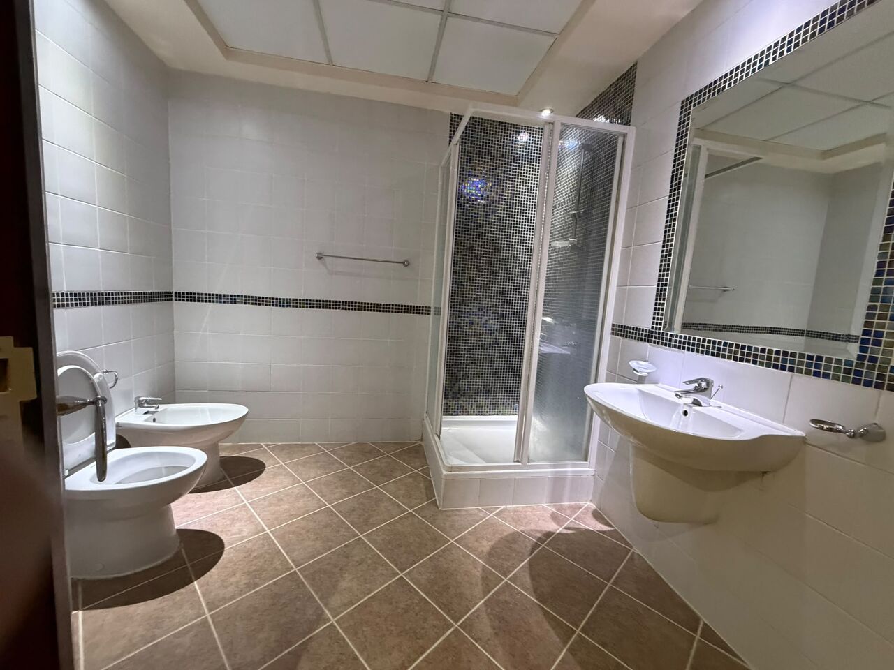 Mahooz, Apartments, Flats, Houses & Villas, BHD 700/month,  Furnished,  3 BR,  Apartment For Rent In Mahooz | Balcony