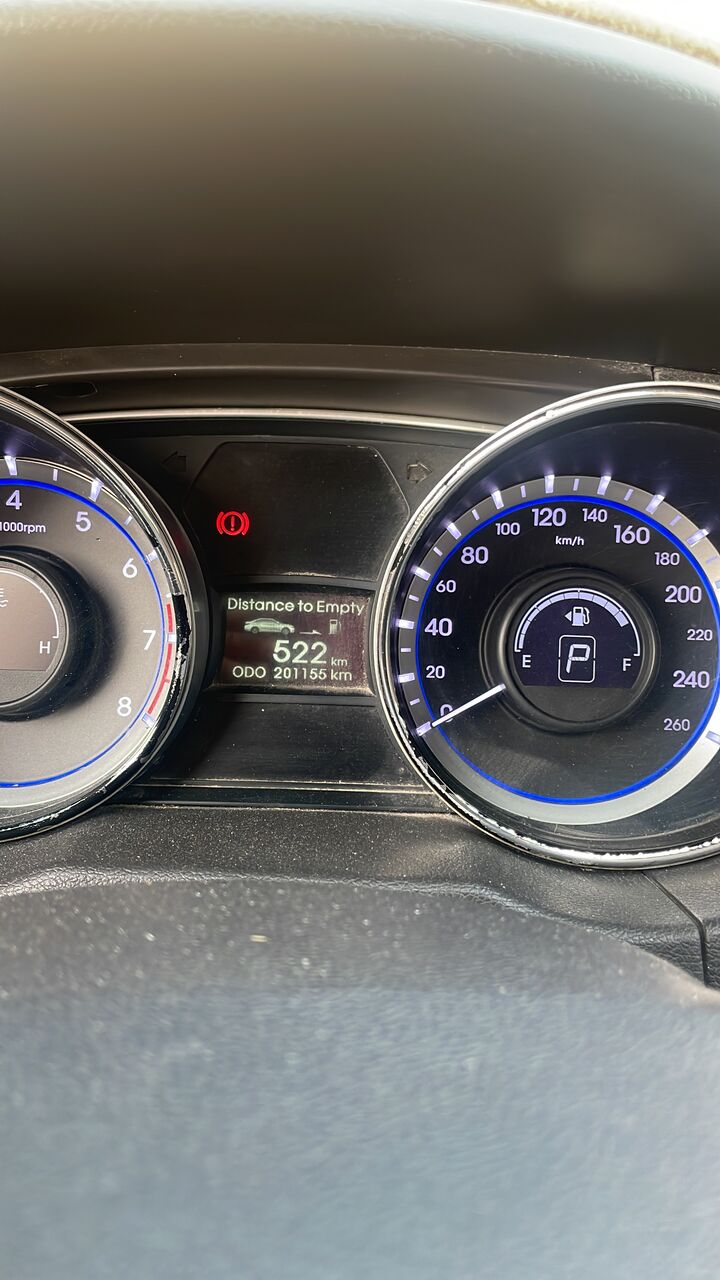 Dammam, Vehicles, Cars & Trucks , SAR 30000,  Hyundai Sonata,  2014,  Automatic,  200000 KM,  Urgent Seals
