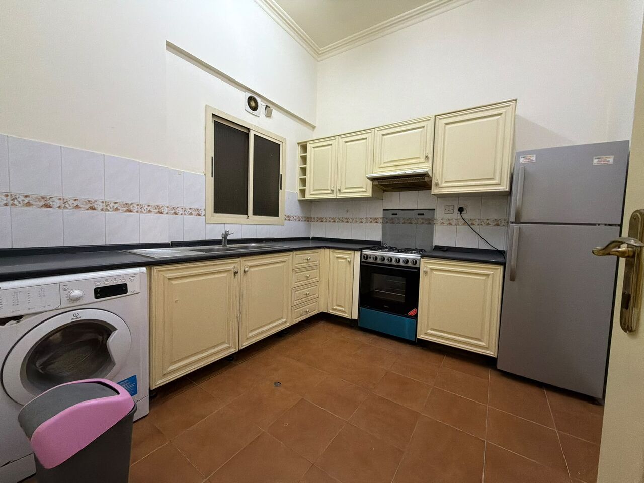 Mahooz, Apartments, Flats, Houses & Villas, BHD 260/month,  Furnished,  1 BR,  Apartment For Rent In Mahooz