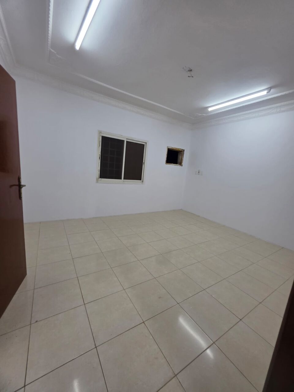 Khobar, Apartments, Flats, Houses & Villas, SAR 22600/year,  4 BR,  Consists Of:- 4 Bedrooms, A Living Room, 2 Bathrooms, And A Kitchen, Second Floor  Elevato