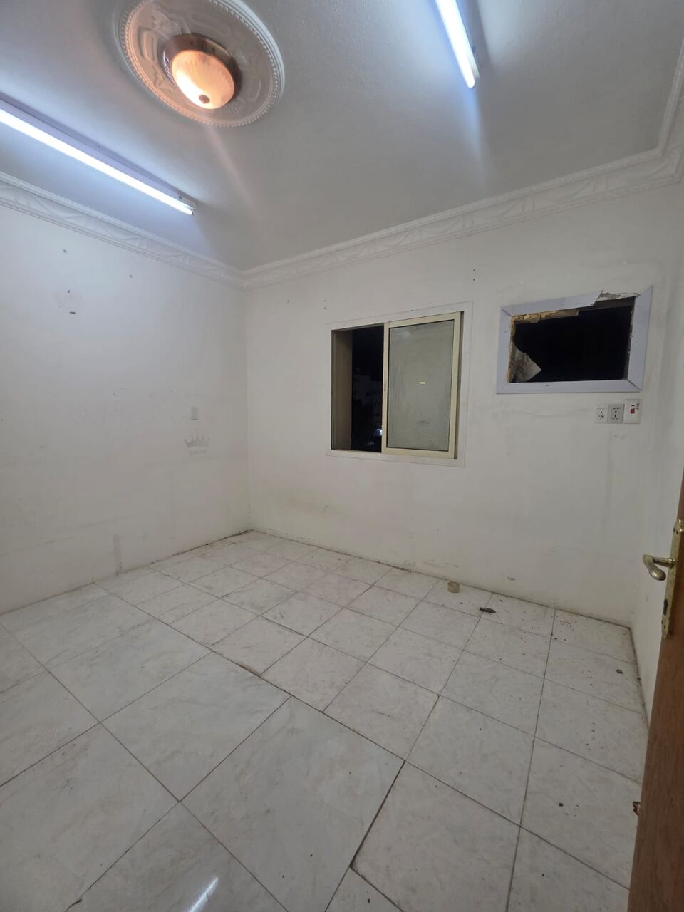 Khobar, Apartments, Flats, Houses & Villas, SAR 21500/year,  3 BR,  3 Bedrooms, A Hall,  2 Bathrooms, A Kitchen, Second  Floor  Elevator Available