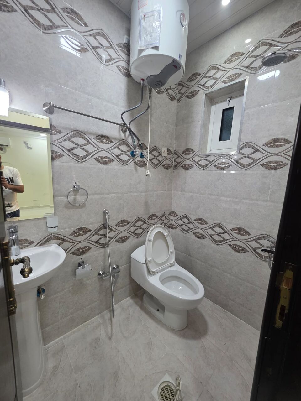 Khobar, Apartments, Flats, Houses & Villas, SAR 26500/year,  3 BR,  3 Bedrooms, A Hall, 2 Bathrooms, A Kitchen,with Air Conditioners Elevator Available  Doubl