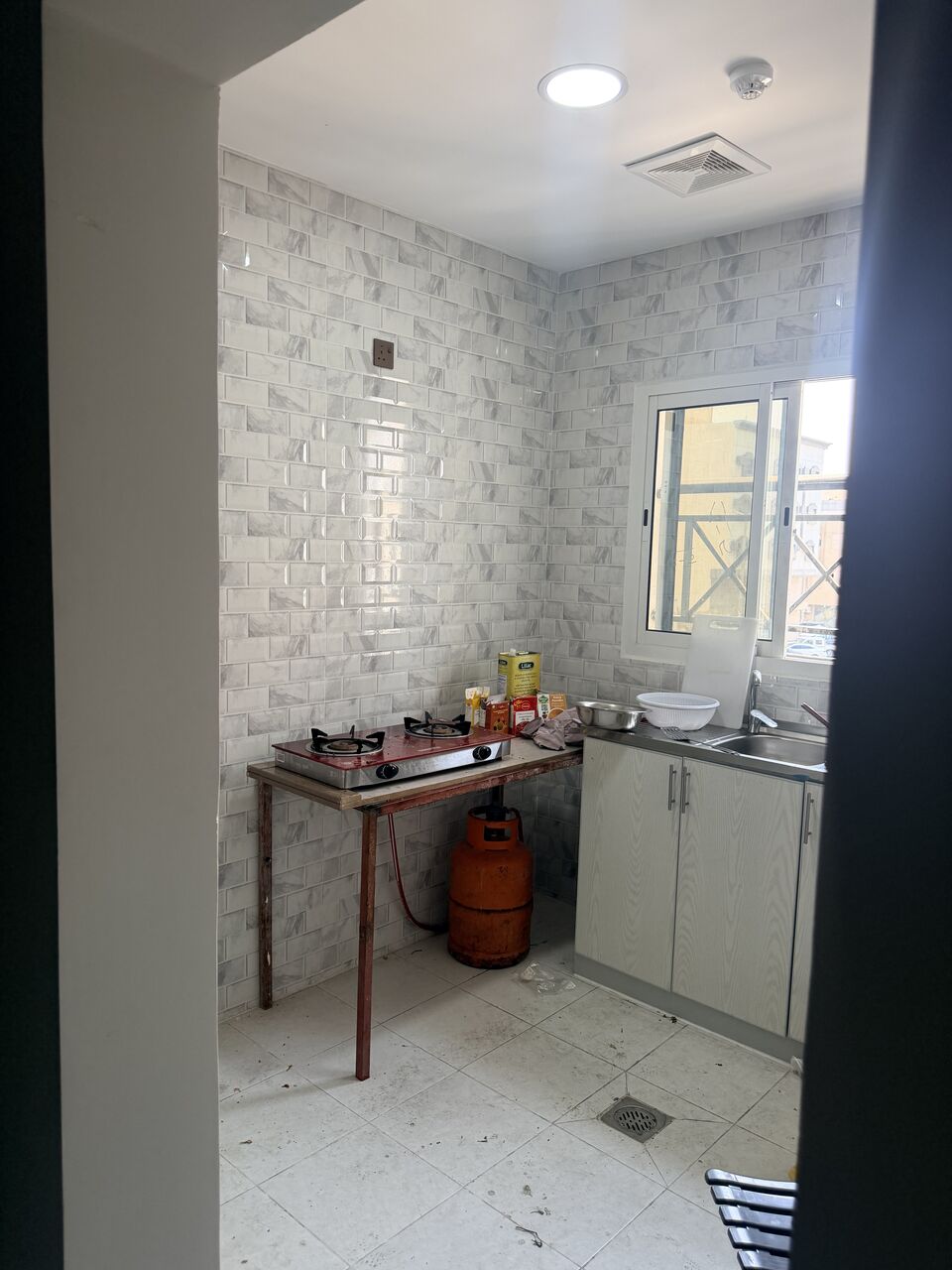 Jubail, Apartments, Flats, Houses & Villas, SAR 1500/month,  1 BR,  Room For Rent Beside Labor Ishara&ndash; New Building