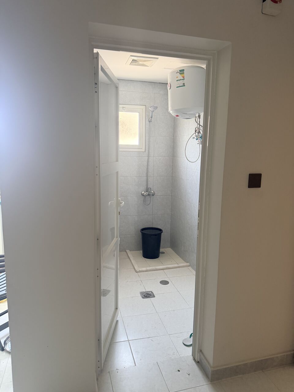 Jubail, Apartments, Flats, Houses & Villas, SAR 1500/month,  1 BR,  Room For Rent Beside Labor Ishara&ndash; New Building