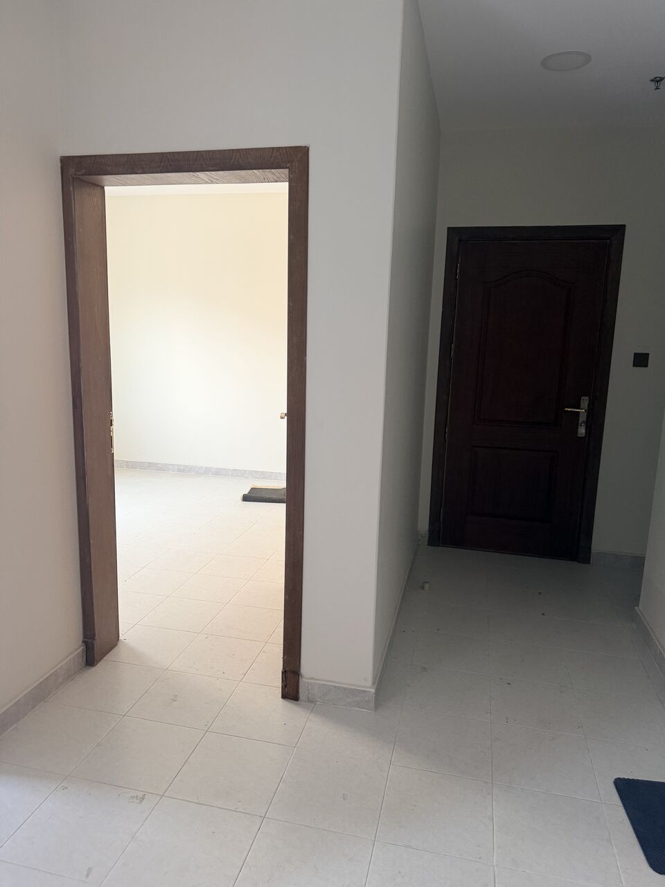 Jubail, Apartments, Flats, Houses & Villas, SAR 1500/month,  1 BR,  Room For Rent Beside Labor Ishara&ndash; New Building