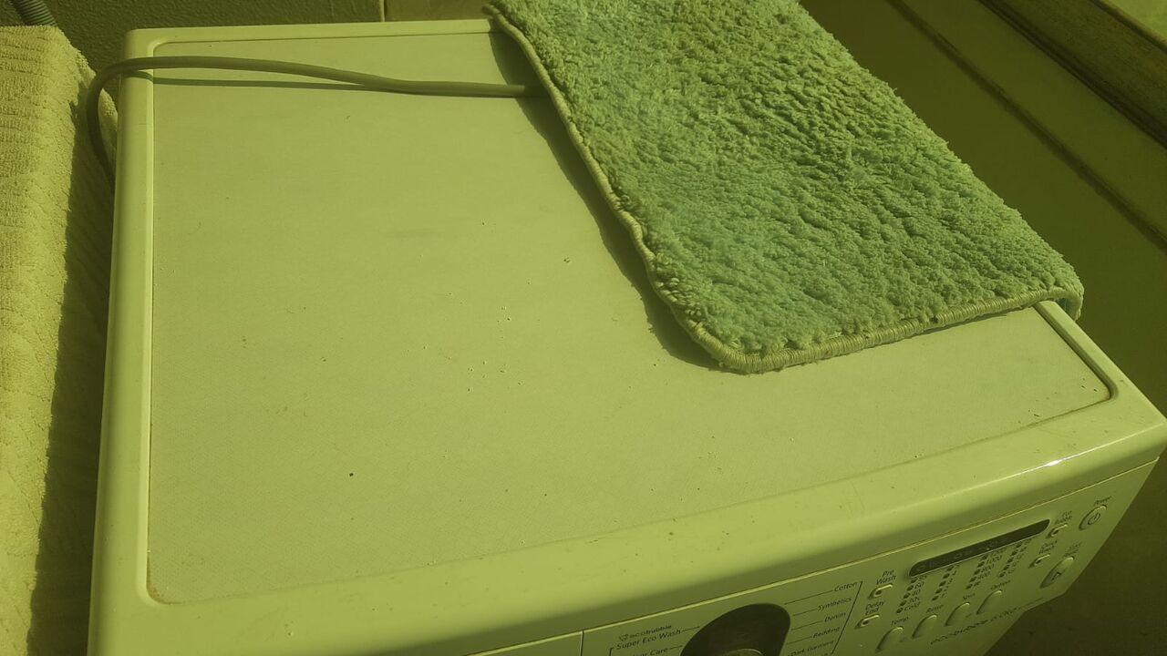 Al Aziziyah, Appliances, SAR 300,  Samsung Washing Machine For Sale (300 SAR) Price Negotiable