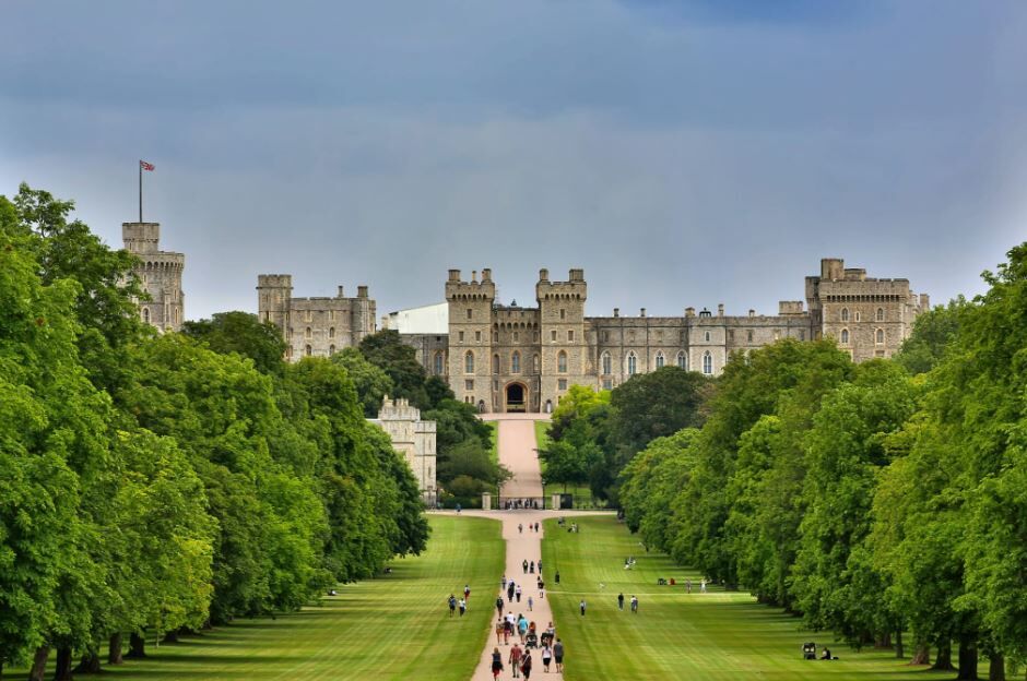 London, Travel, Tours To Stonehenge With Ancient Beauty And Oxford Charm