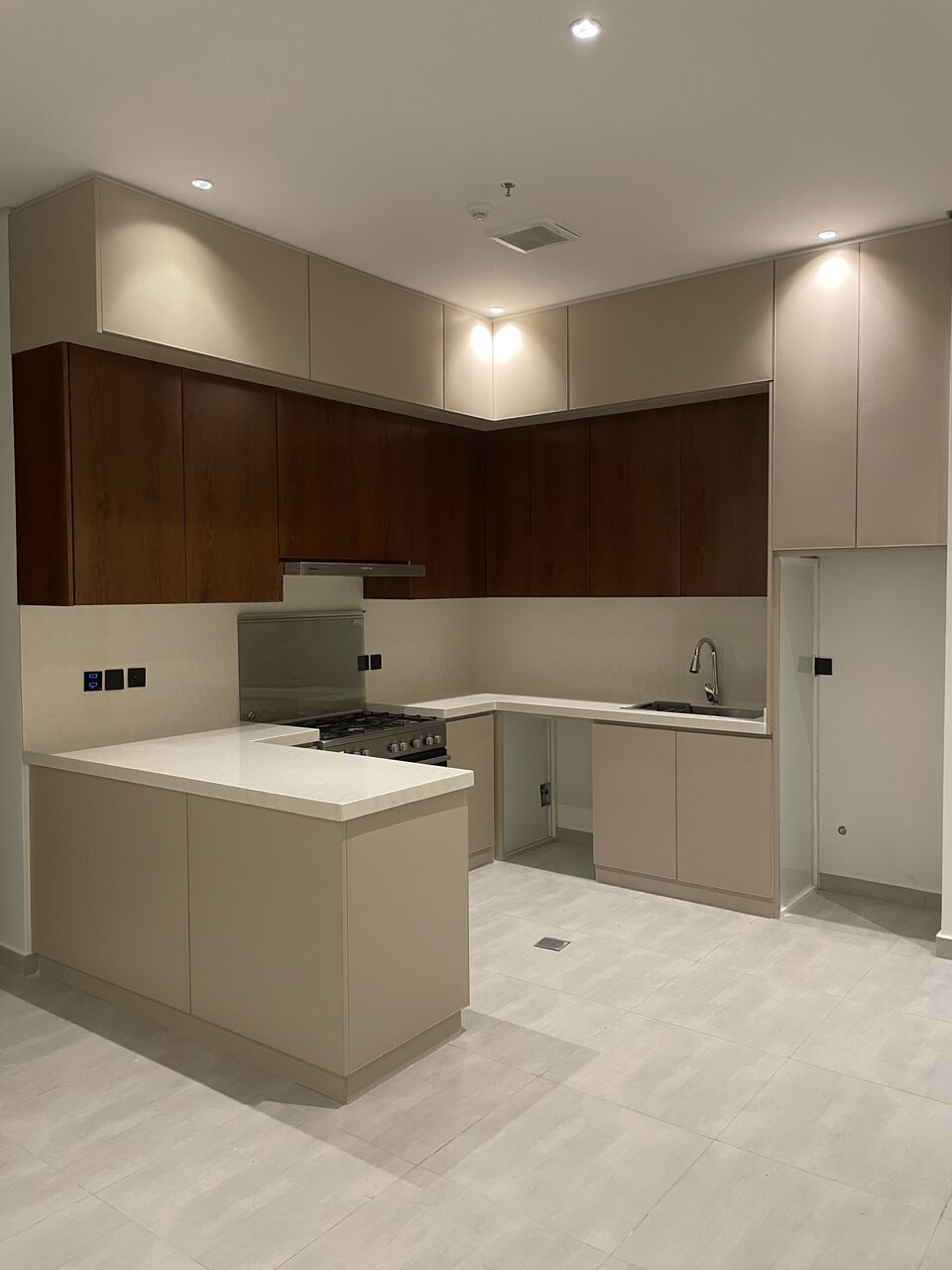 Riyadh, Apartments, Flats, Houses & Villas, SAR 80/year,  3 BR,  121 Sq. Meter,  Brand New 3-Bedroom Apartment For Rent