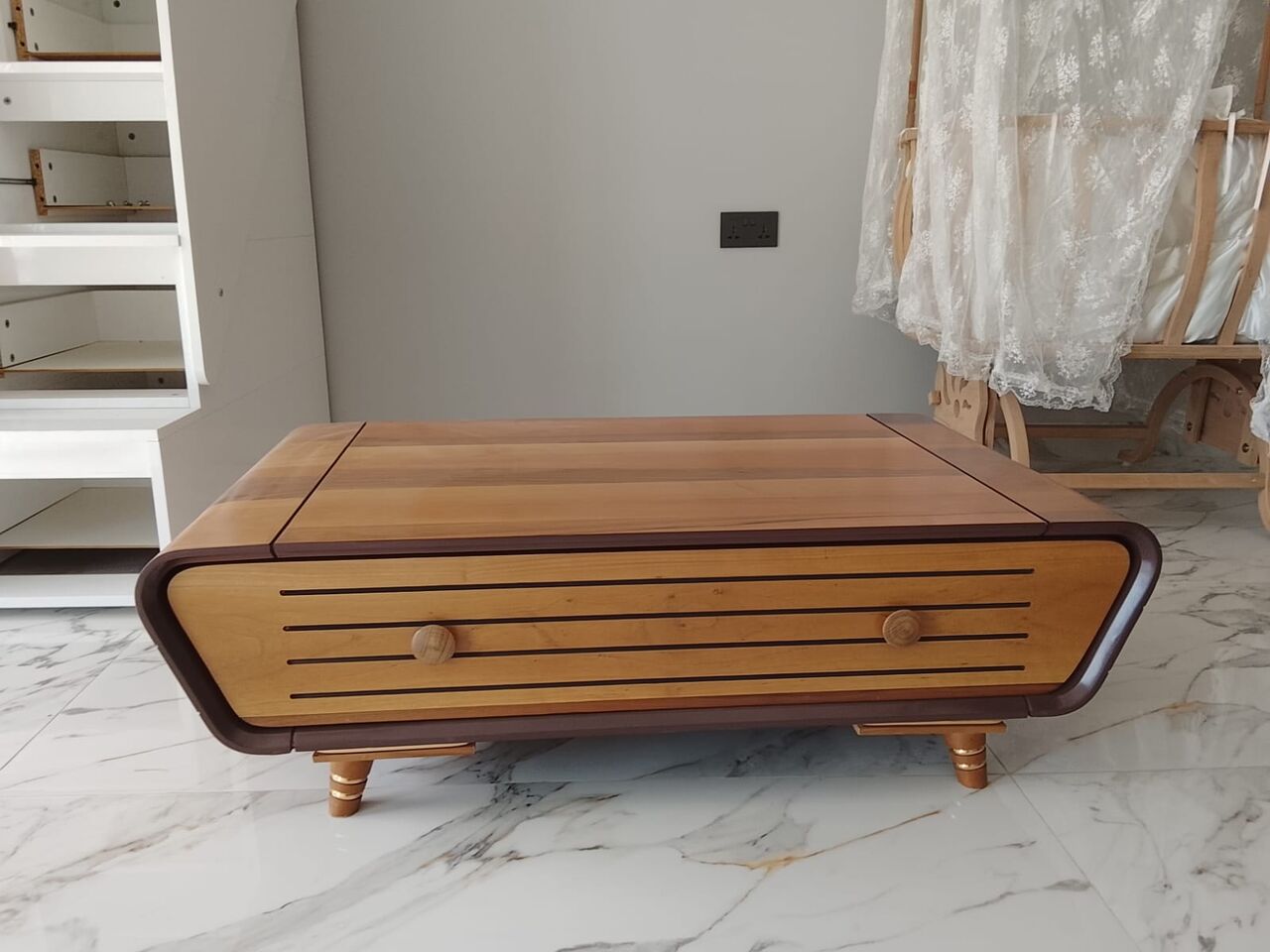 Muharraq, Furniture, BHD 20,  TV Stand And Central Table Brand