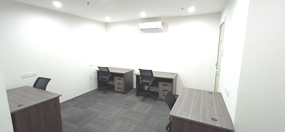Kuala Lumpur, Offices, MYR 2000,  180 Sq. Feet,  Cozy Serviced Office With 24/7 Access @ SetiaWalk, Puchong