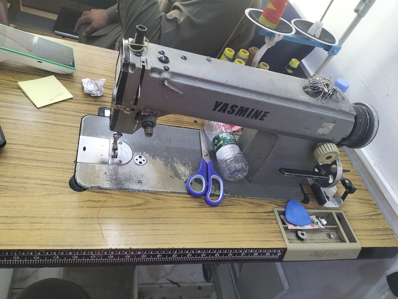 Riyadh, Machinery, SAR 1000,  Sewing Machine Interlock Machine