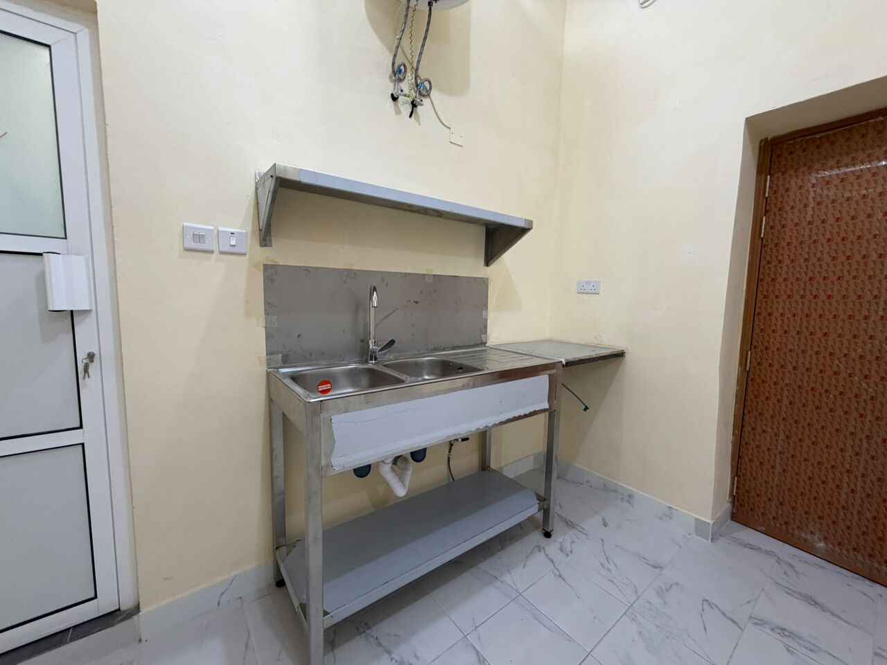 Manama, Apartments, Flats, Houses & Villas, BHD 130/month,  Studio,  Brand New Semi-Furnished Studio Apartment For Rent In Manama