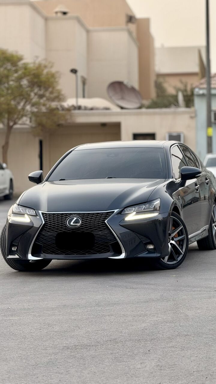 Riyadh, Vehicles, Cars & Trucks , SAR 125000,  Lexus GS 350,  2017,  Automatic,  98000 KM,   F SPORT  | Full Option | Low Mileage