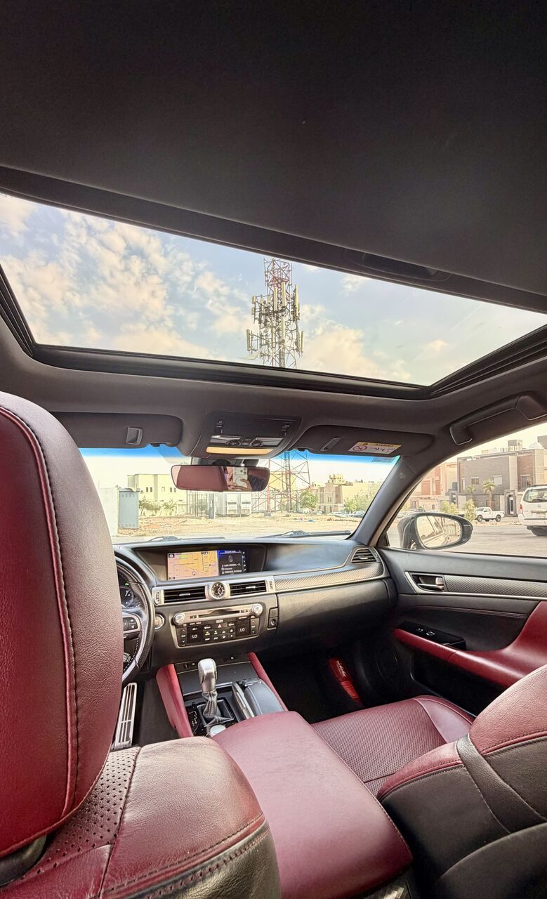 Riyadh, Vehicles, Cars & Trucks , SAR 125000,  Lexus GS 350,  2017,  Automatic,  98000 KM,   F SPORT  | Full Option | Low Mileage
