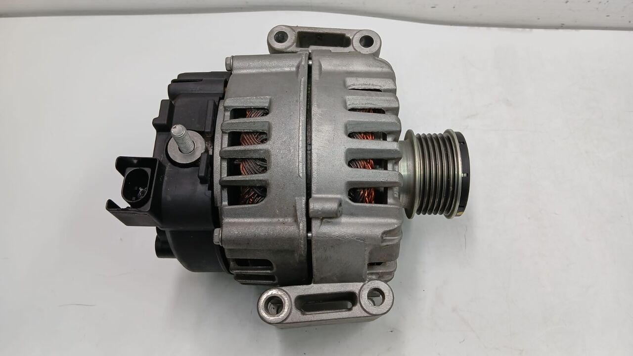Toronto, Auto Parts, CAD 308,  MERCEDES BENZ W253 GLC43AMG 2017 ALTERNATOR GENERATOR 200A A0009068706