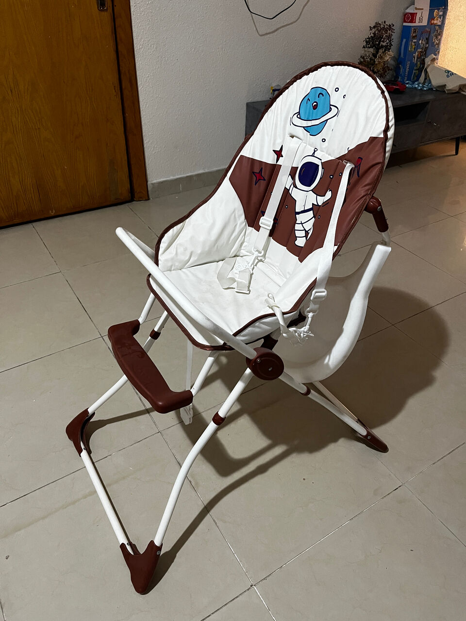 Al Muntazah Al Janoubi, Baby & Kid Stuff, SAR 75,  Baby High Chair, Excellent Condition Like New