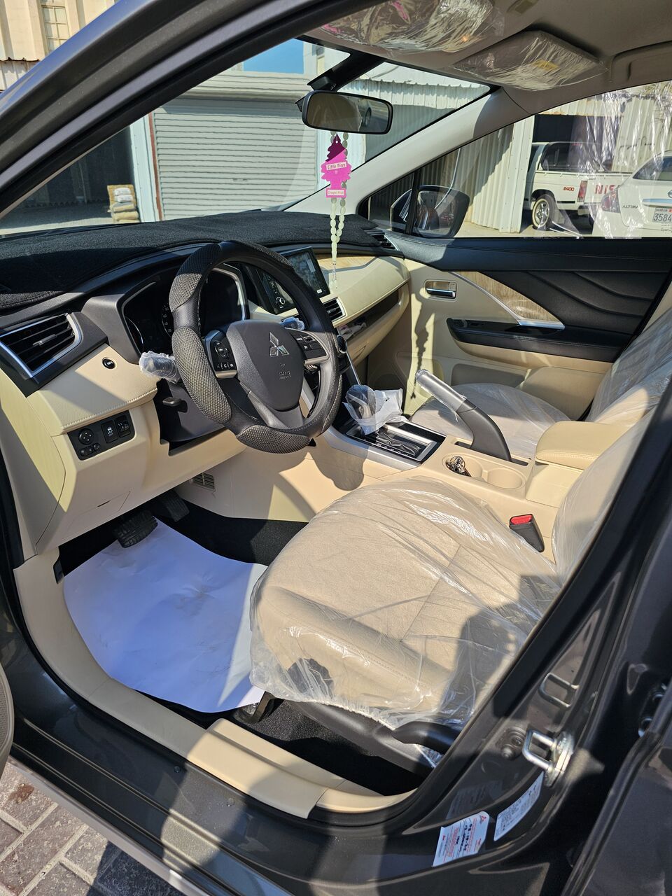 Sitra, Vehicles, Cars & Trucks , BHD 6000,  Mitsubishi Xpander,  2024,  Automatic,  6000 KM,     6000KM
