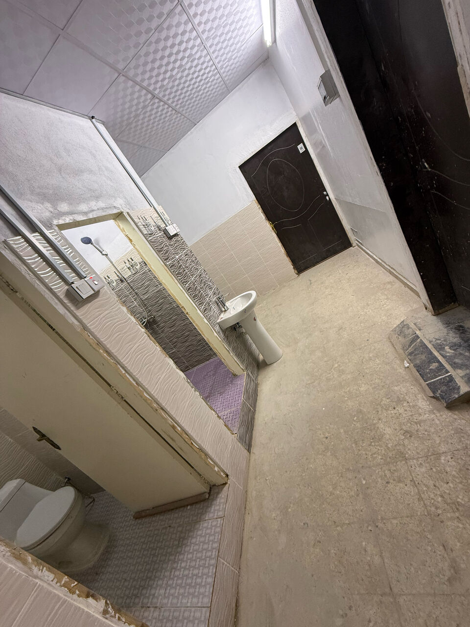 Al Iskan, Apartments, Flats, Houses & Villas, SAR 22000/year,  2 BR,  Best Budget Room - For Bachelors Only! ** Looking For An Affordable, Comfortable, And Conv