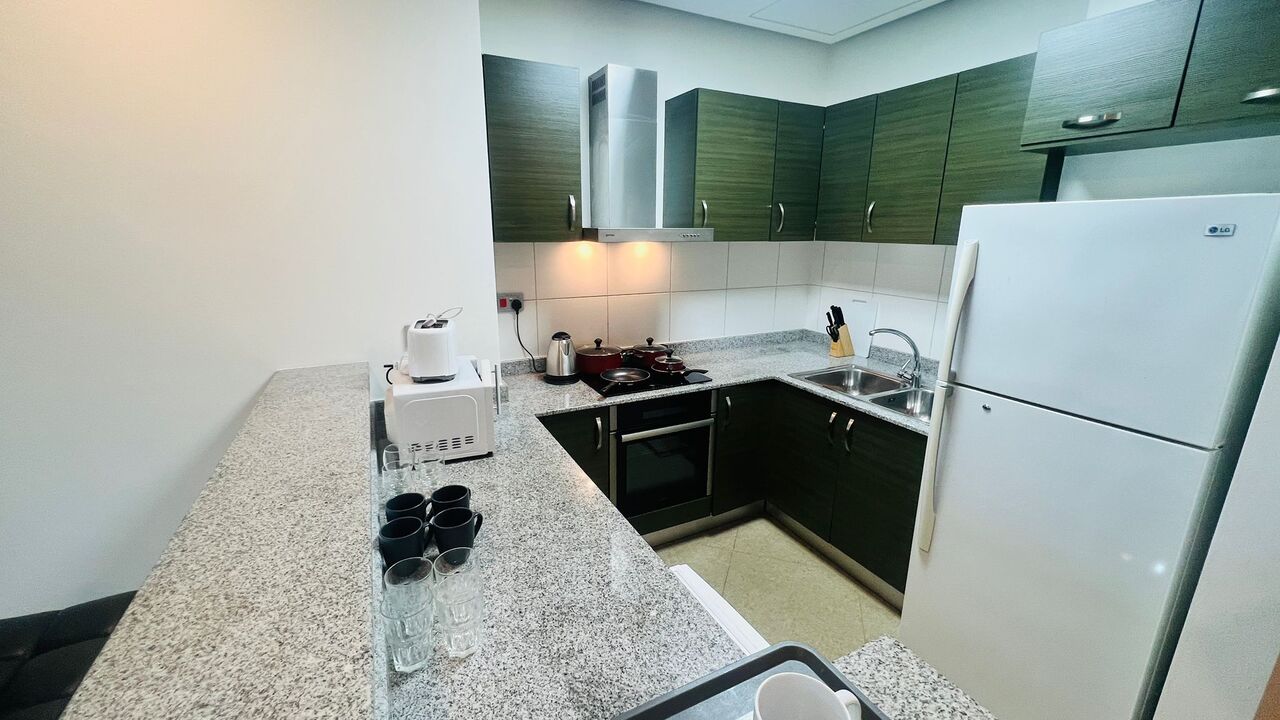Manama, Apartments, Flats, Houses & Villas, BHD 400/month,  Furnished,  1 BR,  Apartment For Rent In Reef Island
