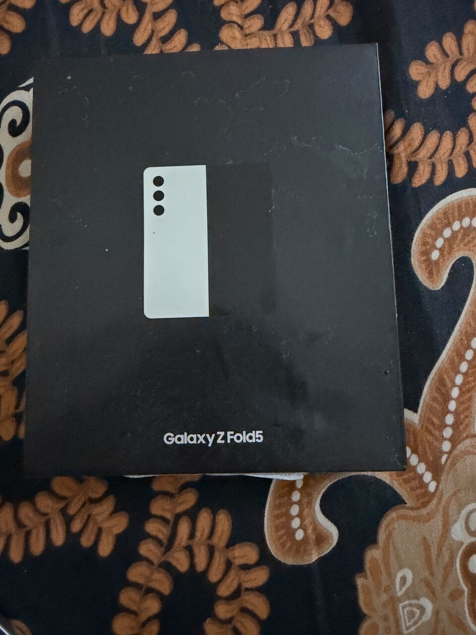 Jeddah, Mobile Phones, SAR 2700,  Samsung Fold 5
