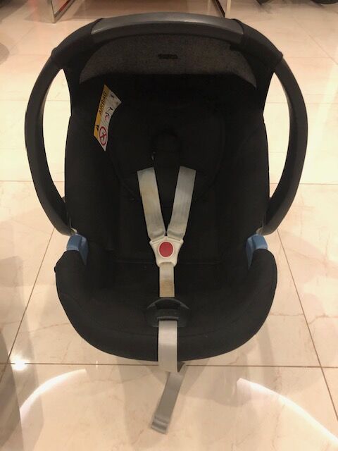 Juffair, Baby & Kid Stuff, BHD 45,  Mamas & Papas- Pram+Baby Car Seat+ISO Fix