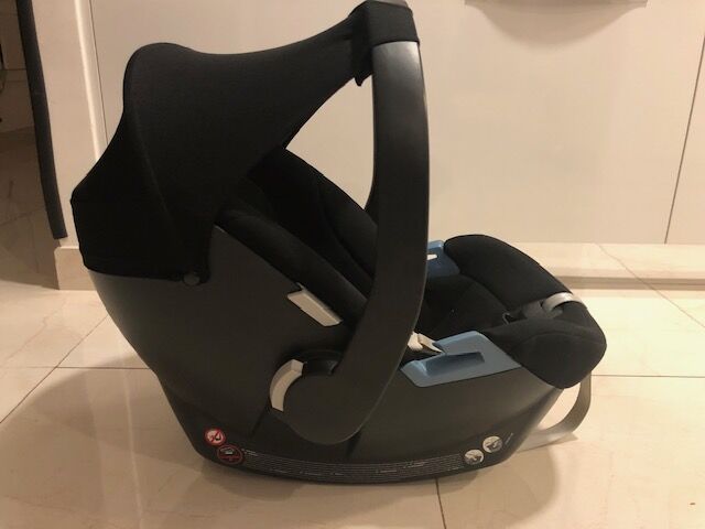 Juffair, Baby & Kid Stuff, BHD 45,  Mamas & Papas- Pram+Baby Car Seat+ISO Fix