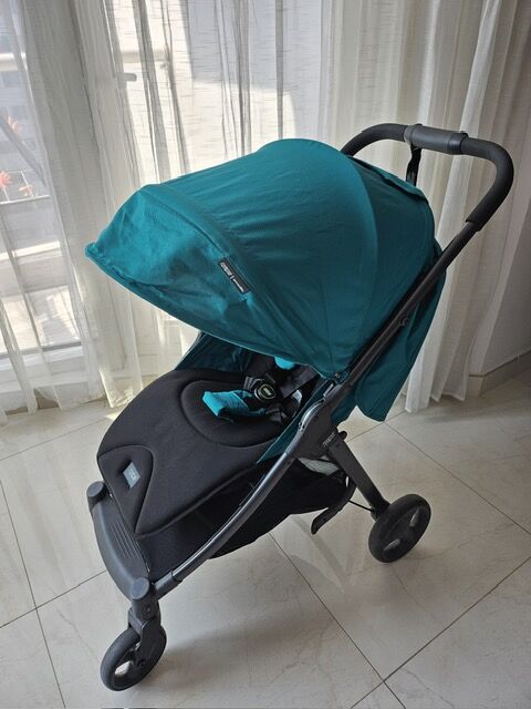 Juffair, Baby & Kid Stuff, BHD 45,  Mamas & Papas- Pram+Baby Car Seat+ISO Fix