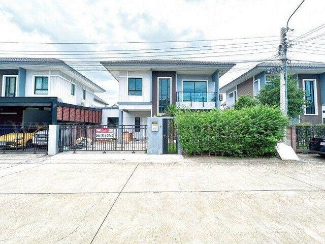 Bangkok, Real Estate For Sale, THB 4490000,  3 BR,  36 Sq. Feet,  Reserve Now, Semi-detached House, The Gallery Rattanathibet - Ratchaphruek, Near MRT Bang