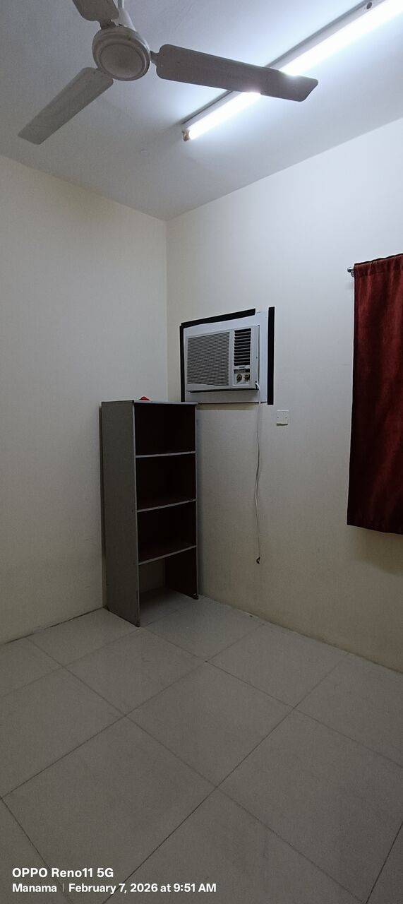 Manama, Rooms for Rent, BHD 105/month,  Room With Attached Washroom For Rent