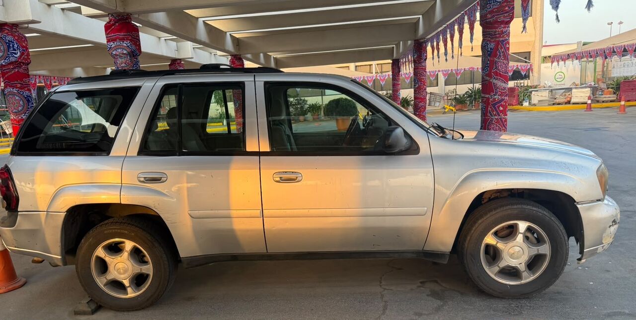 Jeddah, Vehicles, Cars & Trucks , SAR 17000,  Chevrolet Blazer,  2009,  Automatic,  200000 KM,  Family Vehicle For Sale