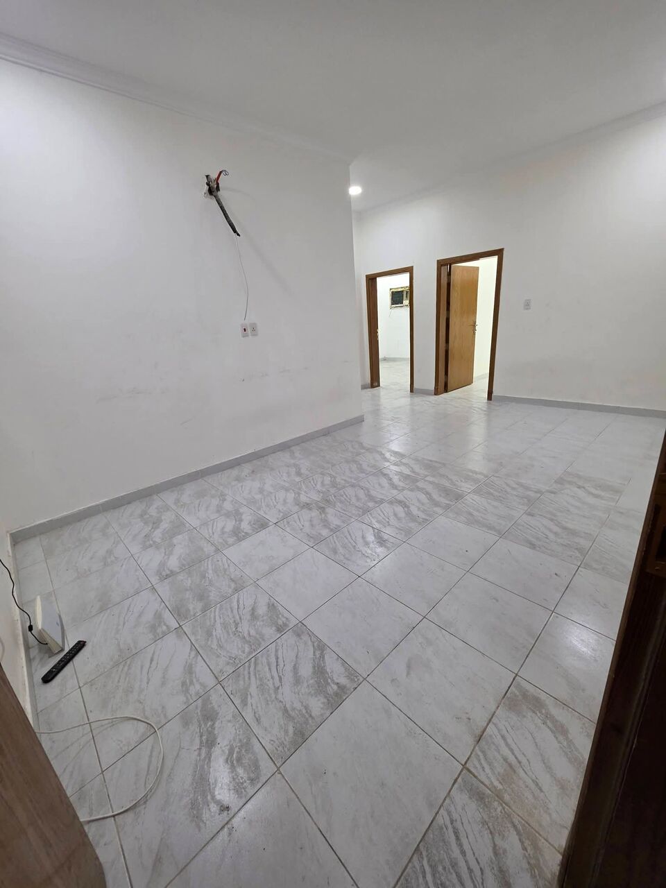 Thuqbah, Apartments, Flats, Houses & Villas, 3 BR,  🏡 HOT OFFER | SAR 24,000/Year | Spacious 3-Bedroom Family Apartment | Water, Electricity,