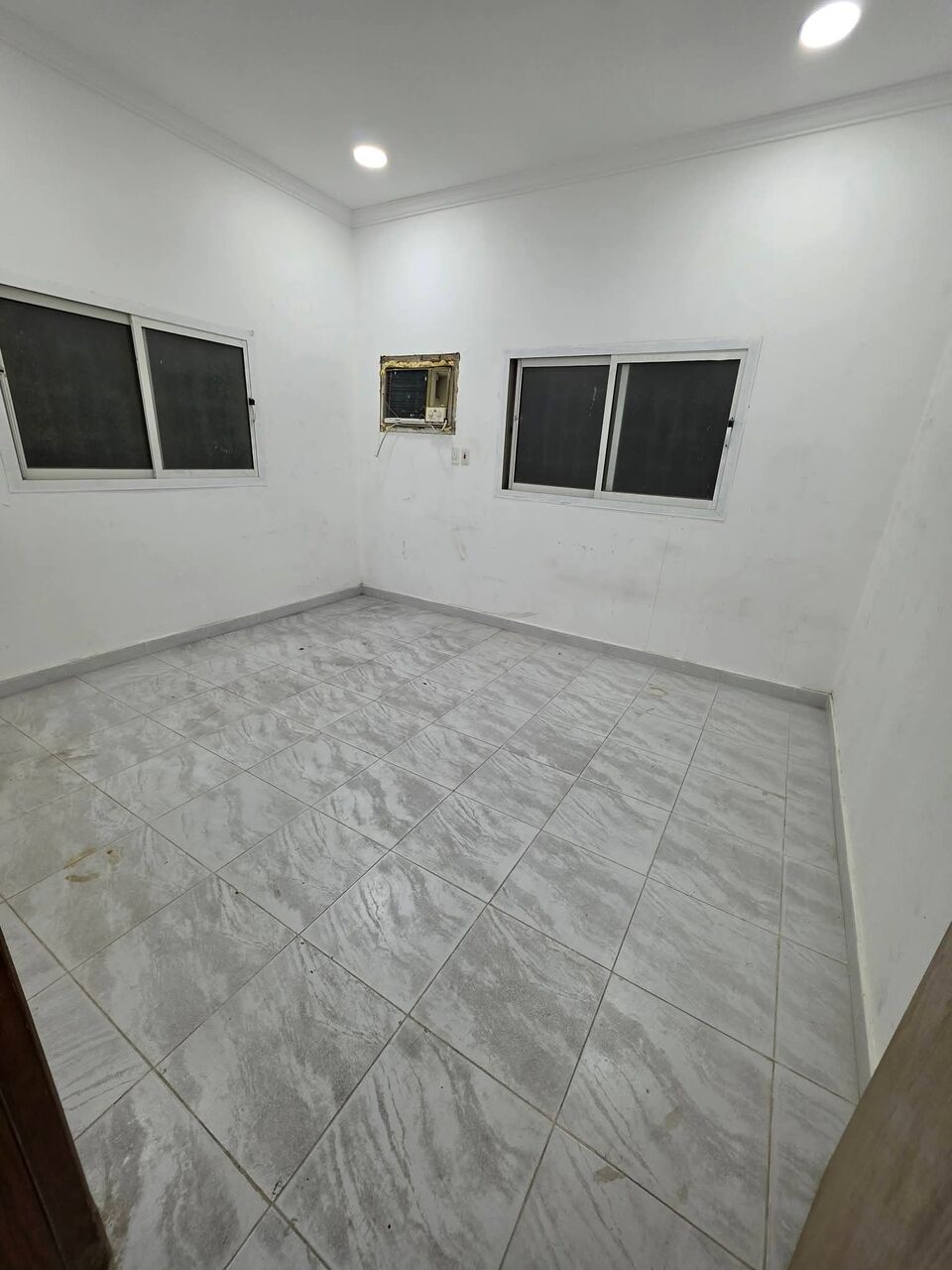 Thuqbah, Apartments, Flats, Houses & Villas, 3 BR,  🏡 HOT OFFER | SAR 24,000/Year | Spacious 3-Bedroom Family Apartment | Water, Electricity,
