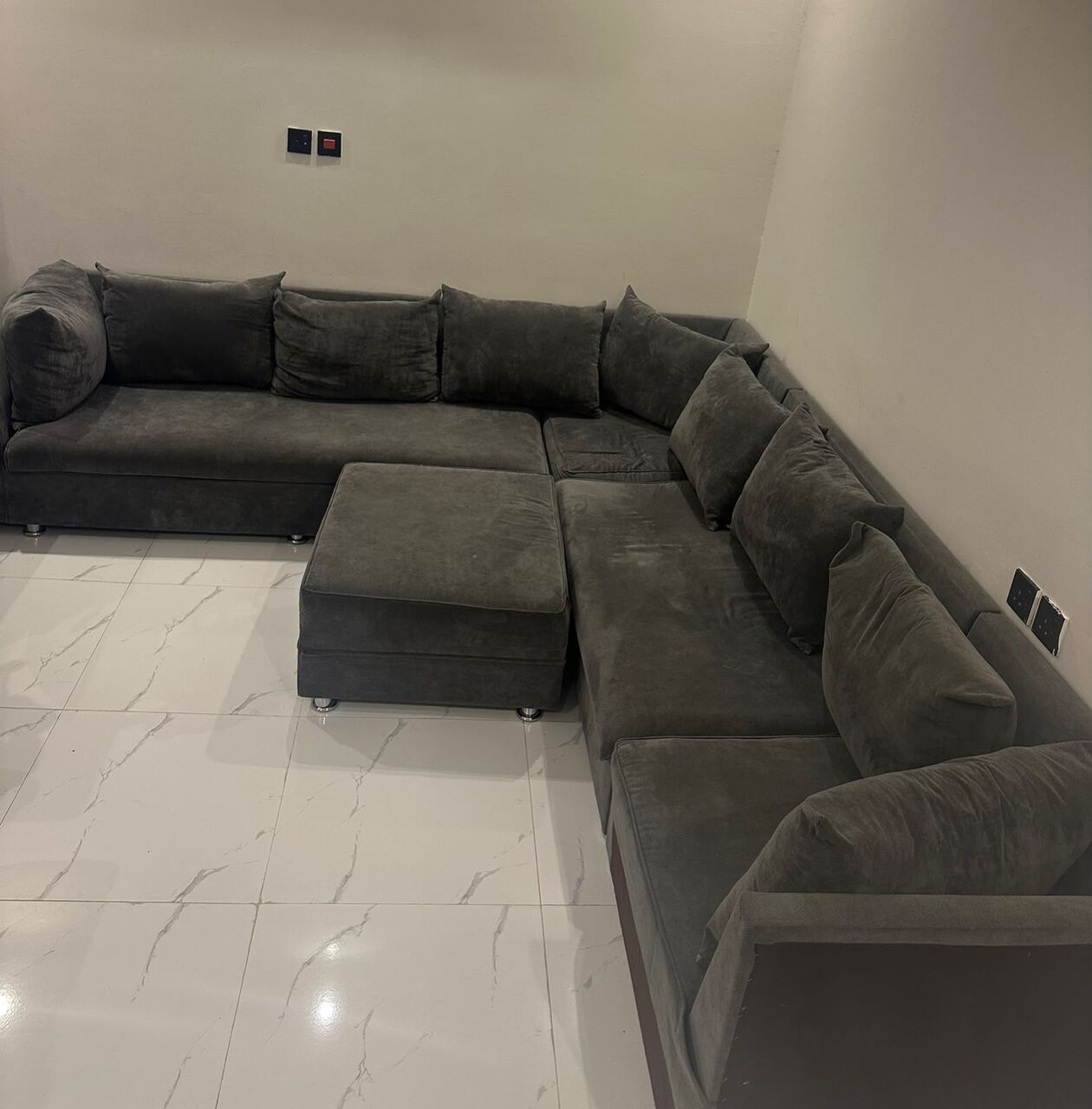 Al Yarmouk, Furniture, SAR 650,  Sofa