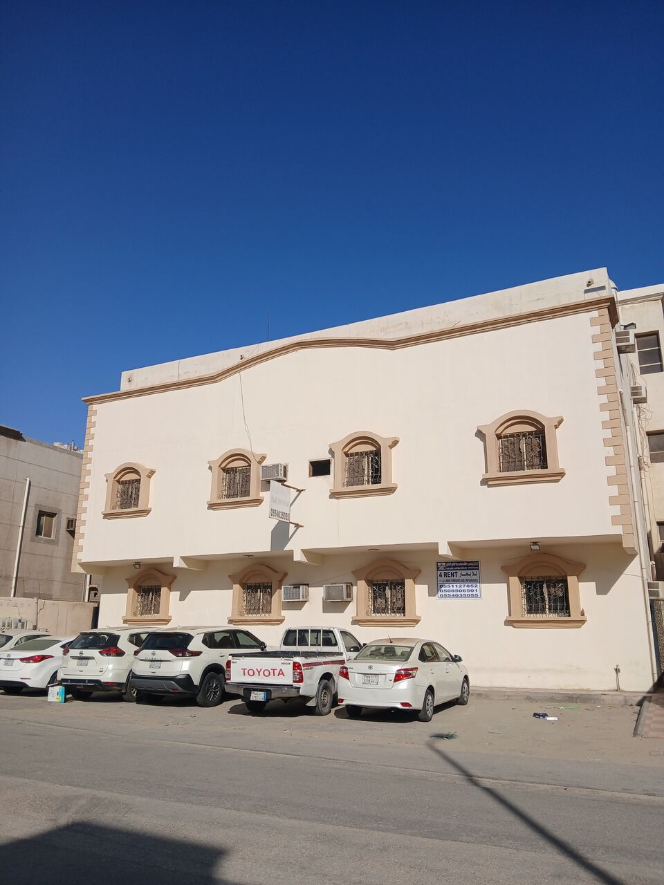Jubail, Apartments, Flats, Houses & Villas, 2 BR,  2BHK UNFURNISHED APARTMENT ON GROUND FLOOR AVAILABLE FOR RENT