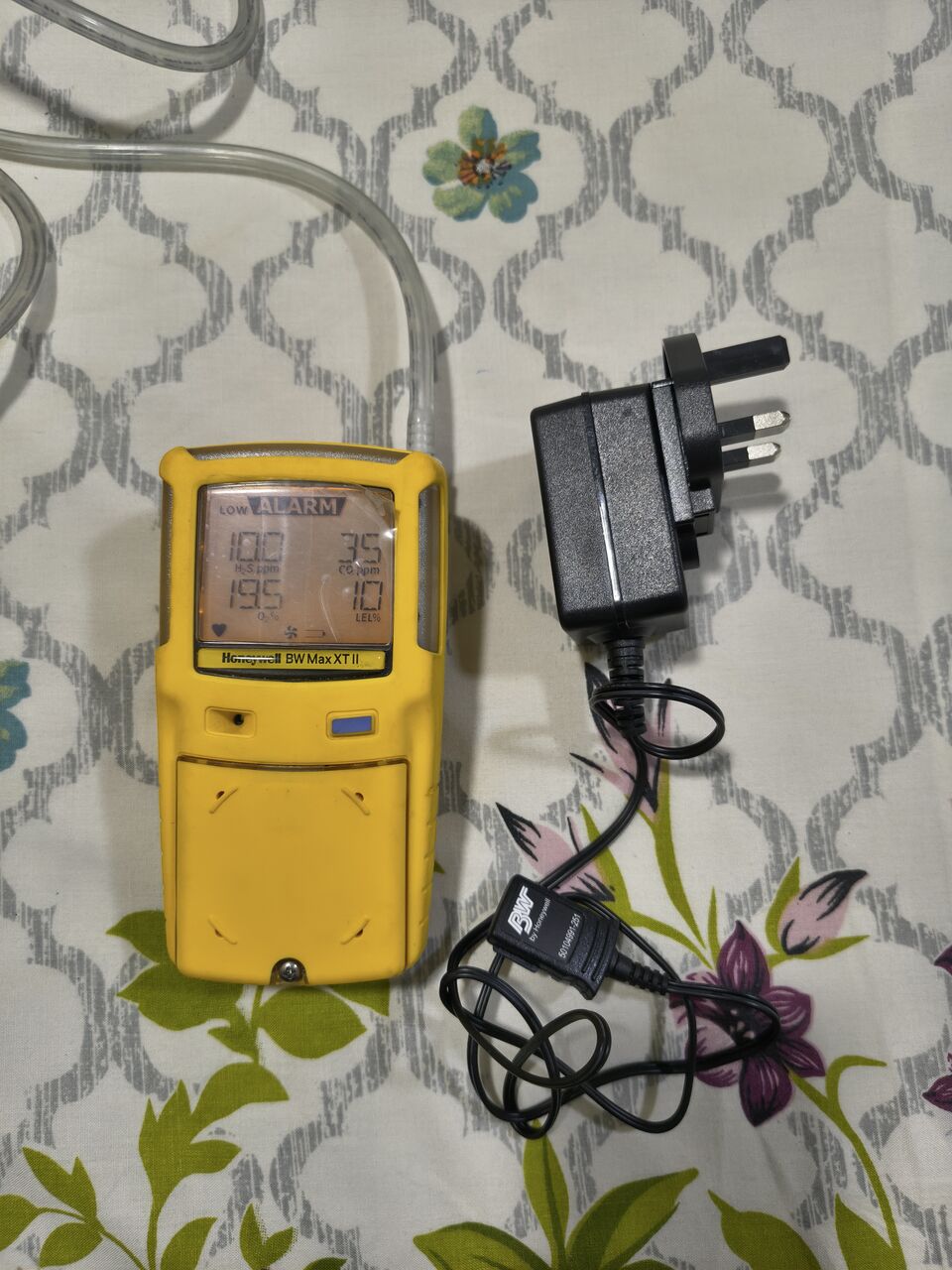Jubail, Industrial Machinery, SAR 1500,  Honeywell Multi-Gas Detector & Environmental Meter For Sale